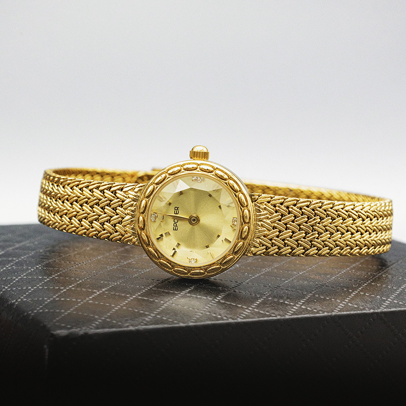 Reloj con orejas de trigo de e - Luxury Watch Values reseña y precio
