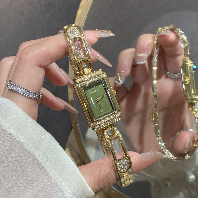 Reloj pequeño de estilo old mo - Luxury Watch Values reseña y precio